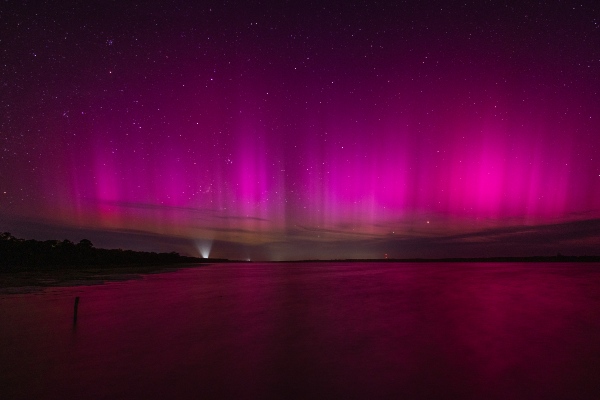 como se forman las auroras boreales y australes